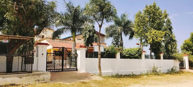 Rainbow's villa cafe - Three-Bedroom Villa